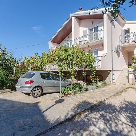 Apartment And Rooms Ema Vodice Exterior photo
